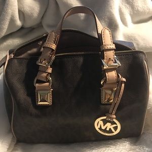 Michael kors satchel bag
